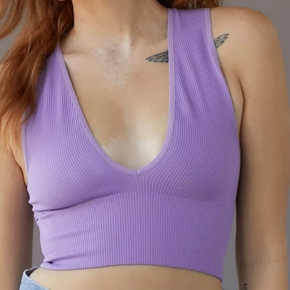 lavender seamless cropped plunge bra top size L